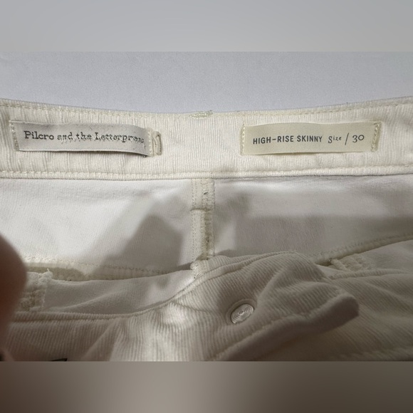 Pilcro Women's Off-White Skinny Jeans - Picture 5 of 5
